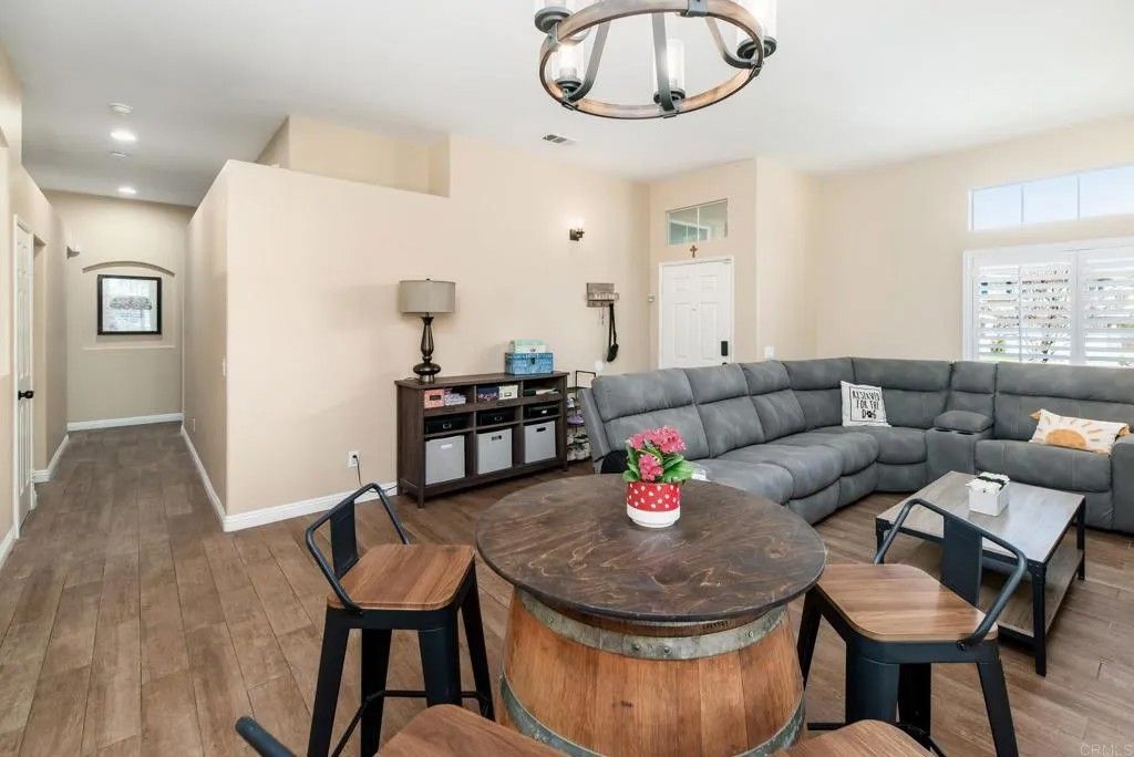 Photo of 39528 Montebello Way, Murrieta, CA 92563 (MLS # NDP2602234)