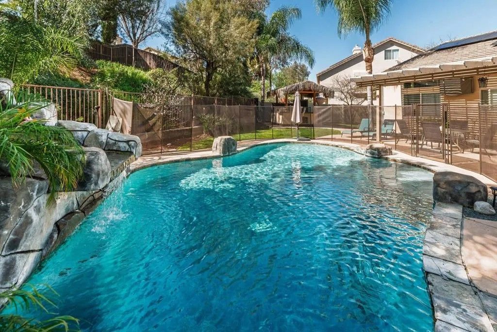 Photo of 39528 Montebello Way, Murrieta, CA 92563 (MLS # NDP2602234)