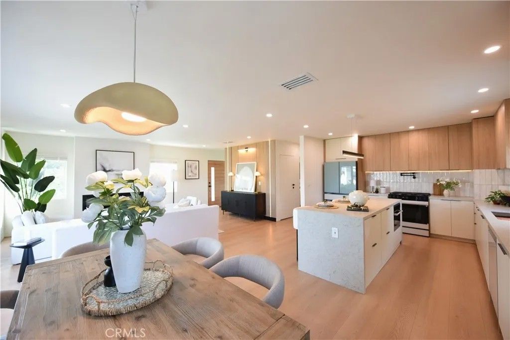 Photo of 3784 Newton St, Torrance, CA 90505 (MLS # OC26033958)