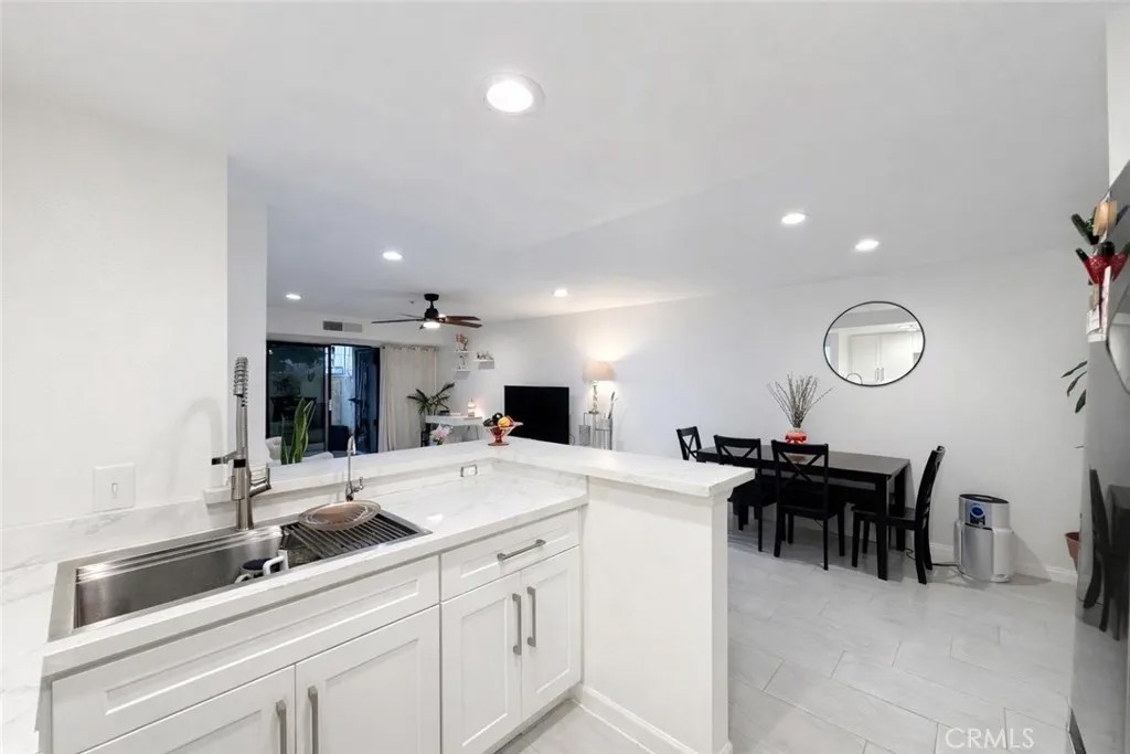 700 W 3rd Street A104