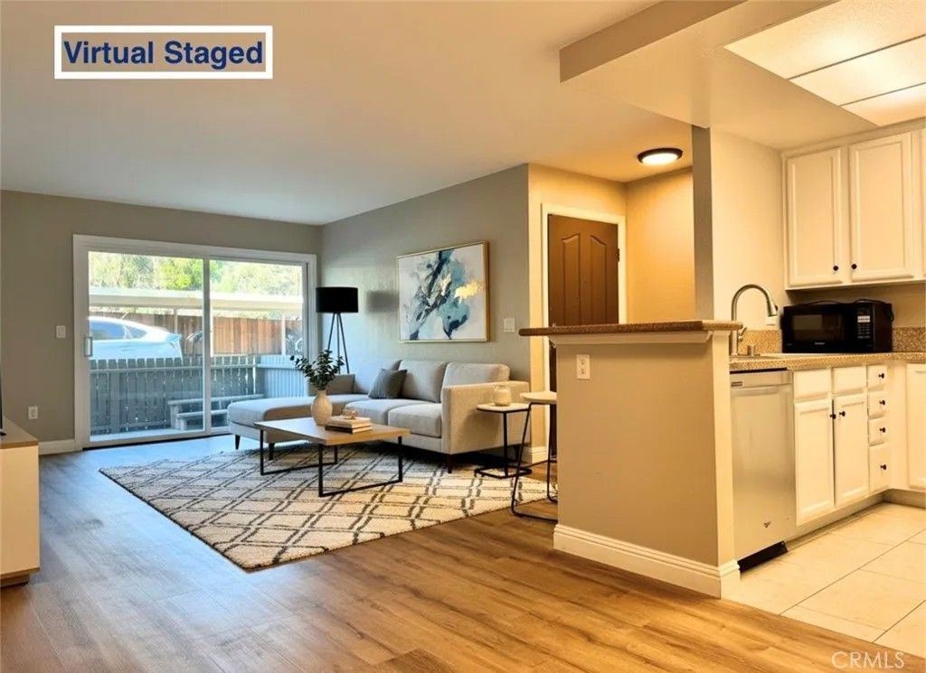 Photo of 432 Edgehill Dr #95, Oceanside, CA 92054 (MLS # SW25269818)