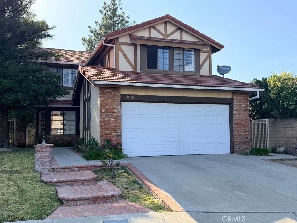 Photo of 12065 Shadow Glen, Porter Ranch, CA 91326 (MLS # IG26105024)