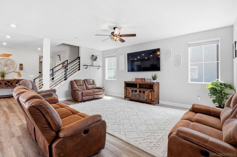 27913 Silo Lane