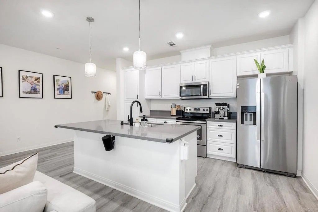 Photo of 1374 Palo Verde Way, Vista, CA 92083 (MLS # NDP2601542)