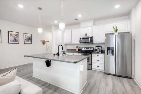 Photo of 1374 Palo Verde Way, Vista, CA 92083 (MLS # NDP2601542)