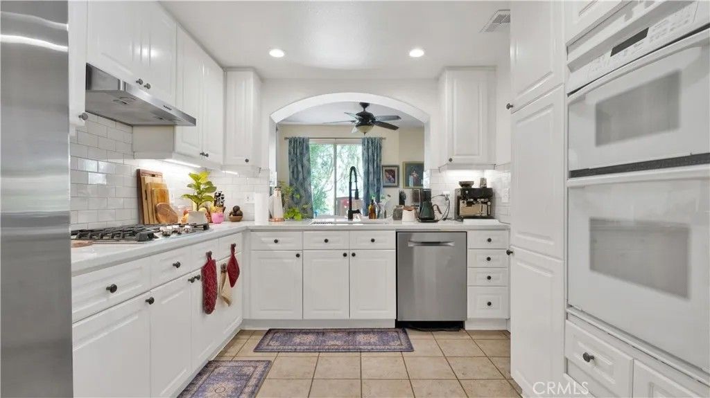 Photo of 5 La Mirage Cir, Aliso Viejo, CA 92656 (MLS # OC26072625)