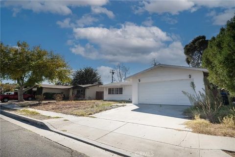 Tiny photo for 614 E Pondera St, Lancaster, CA 93535 (MLS # SR25247275)