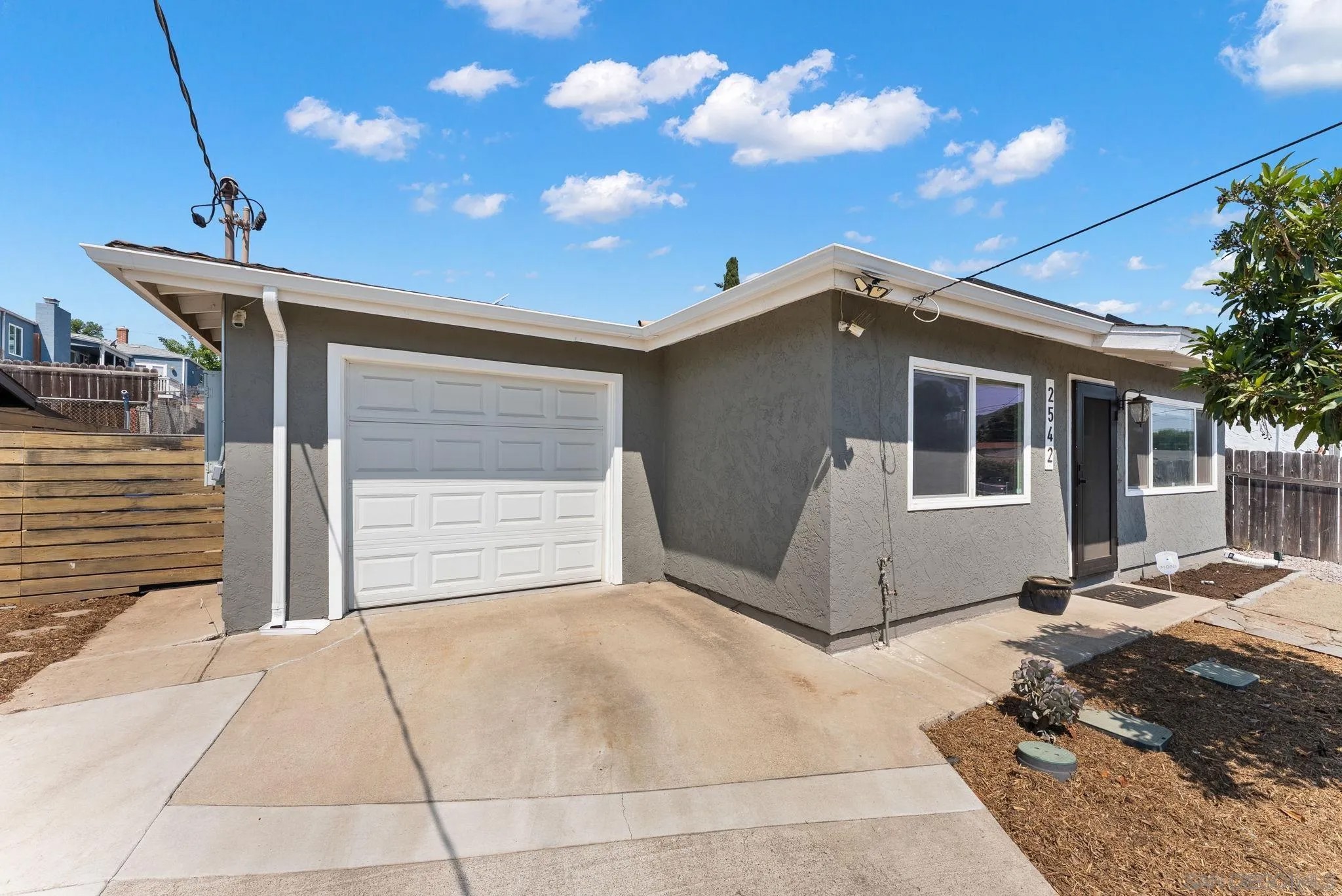 2542 Glebe Road