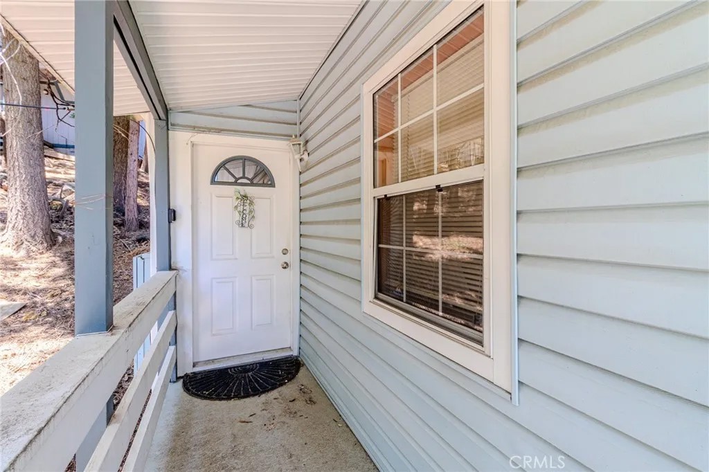 1223 Bear Springs