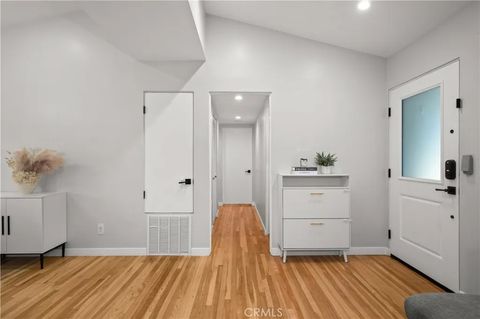Tiny photo for 2533 W Chanticleer Rd, Anaheim, CA 92804 (MLS # OC25233116)