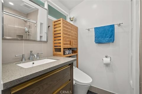 Tiny photo for 2533 W Chanticleer Rd, Anaheim, CA 92804 (MLS # OC25233116)