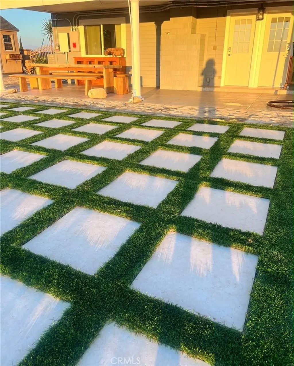 Photo of 14035 Oakely Dr, Riverside, CA 92503 (MLS # OC26055164)