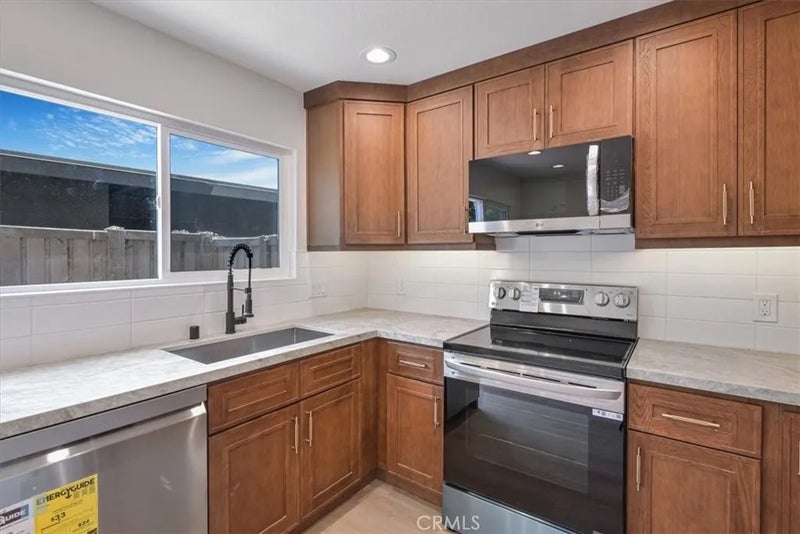 229 Springview