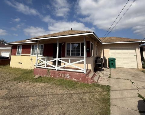5128 La Paz Dr San Diego CA 92114