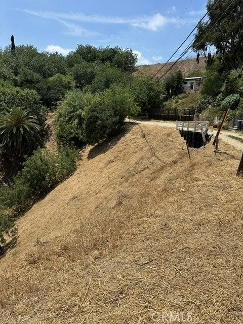 0 near paradise Dr
