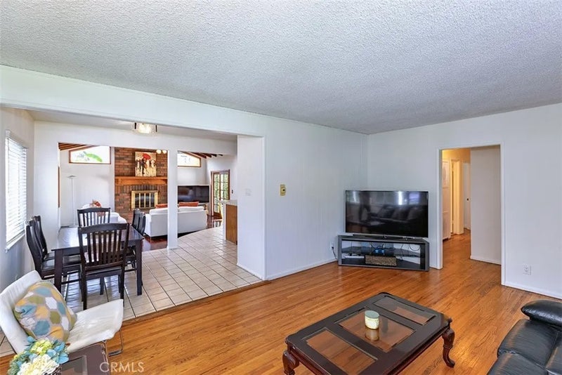 11810 Steen