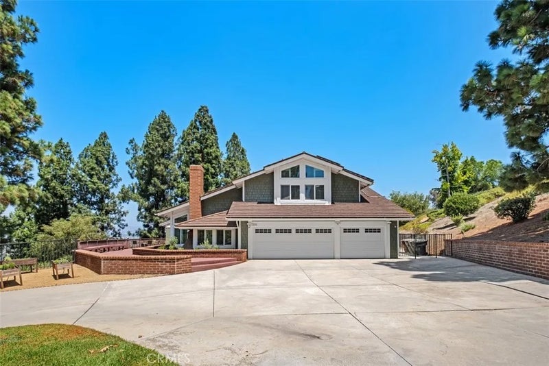 5780 E River Valley Trail