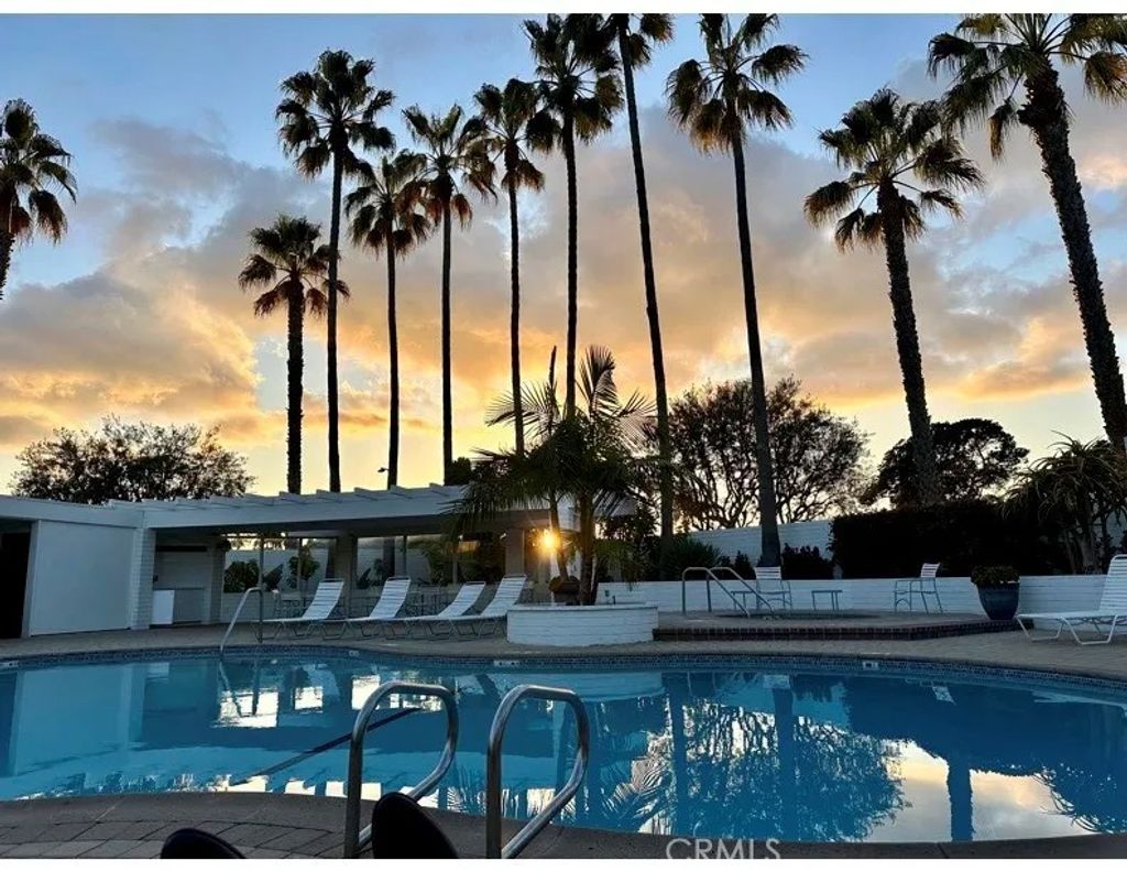 Photo of 781 Avocado Ave, Corona Del Mar, CA 92625 (MLS # OC26091262)