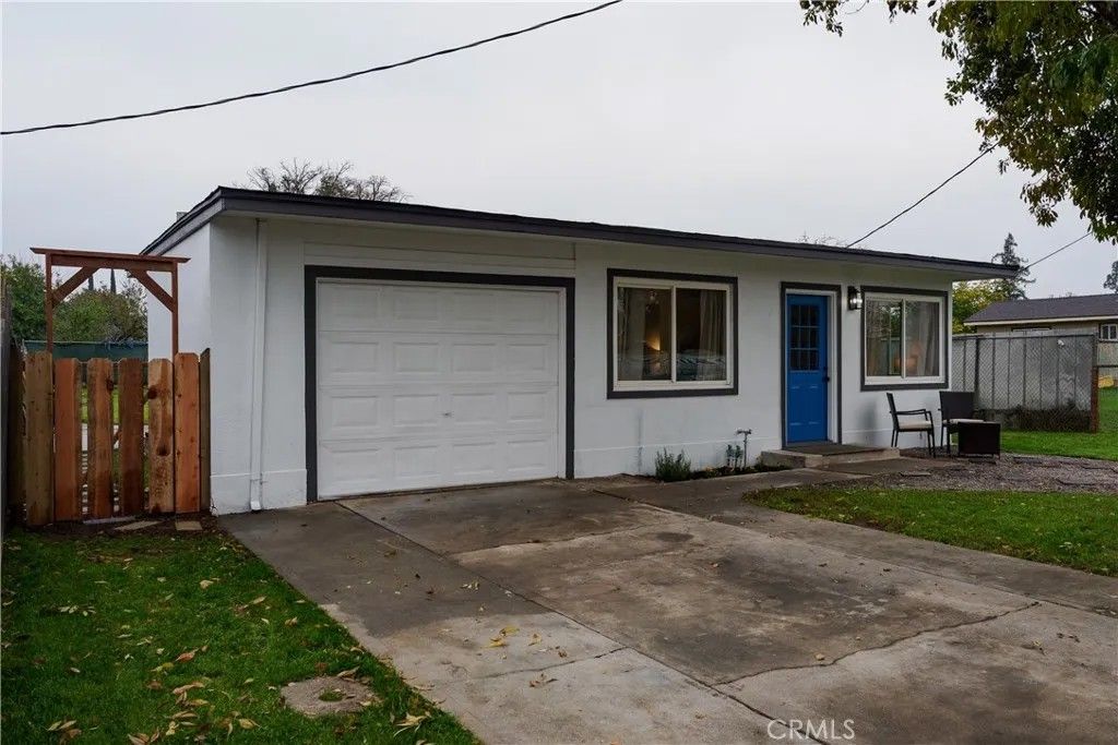 Photo of 1745 Dale Avenue, Merced, CA 95340 (MLS # TR25271559)