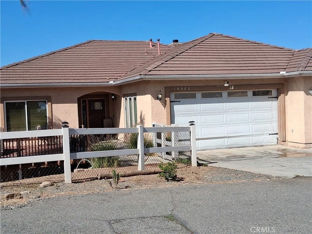 14320 Four Winds