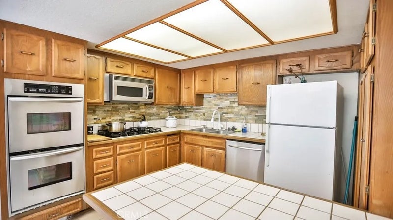 20926 Sailmaker Circle