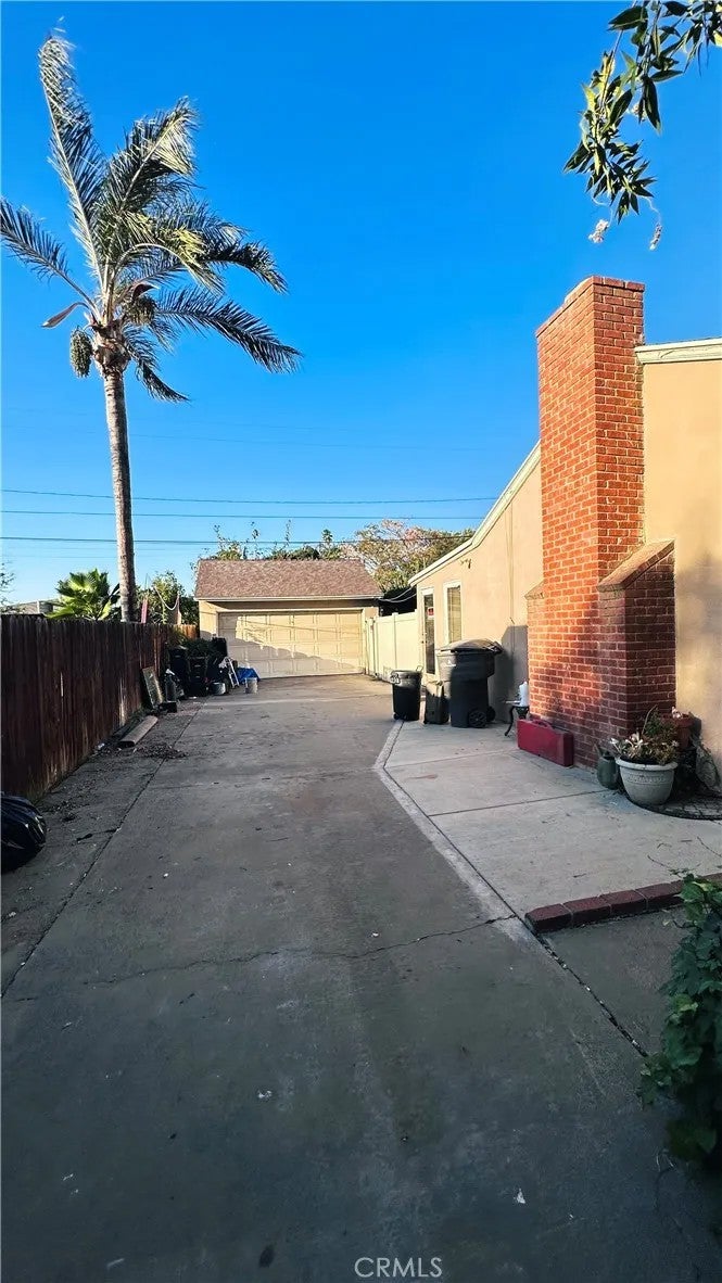 3457 Sunnyside Drive