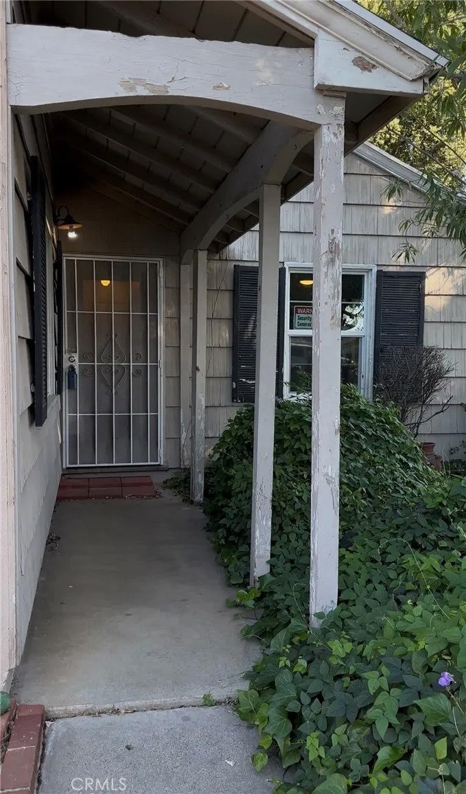 3457 Sunnyside Drive