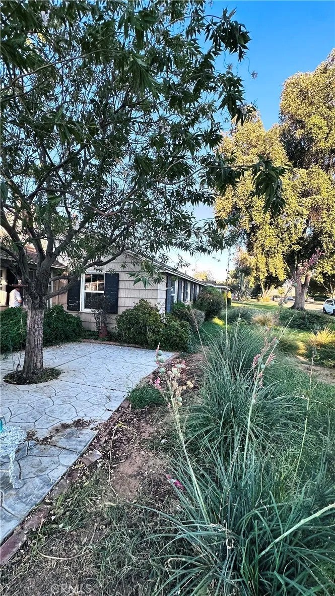 3457 Sunnyside Drive