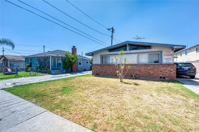 4900 Live Oak Street