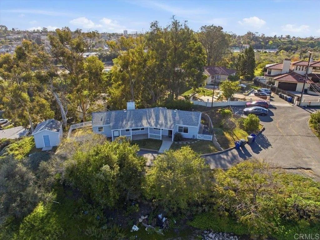 Photo of 3875 Grandview Pl, Bonita, CA 91902 (MLS # NDP2601871)