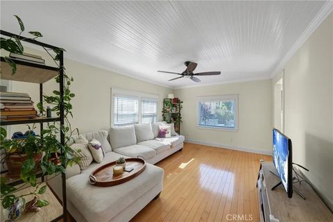 Tiny photo for 318 8th Street, Huntington Beach, CA 92648 (MLS # OC26053025)