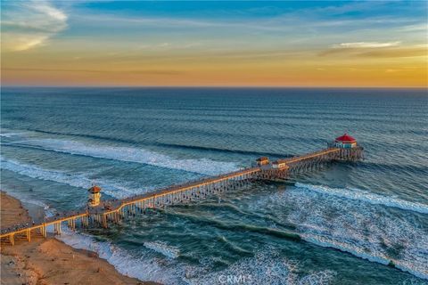 Tiny photo for 318 8th Street, Huntington Beach, CA 92648 (MLS # OC26053025)