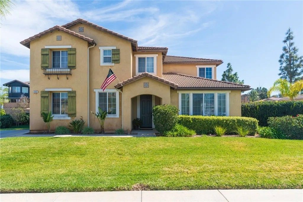 Photo of 2295 Shanna Carle Drive, Corona, CA 92882 (MLS # OC26035196)