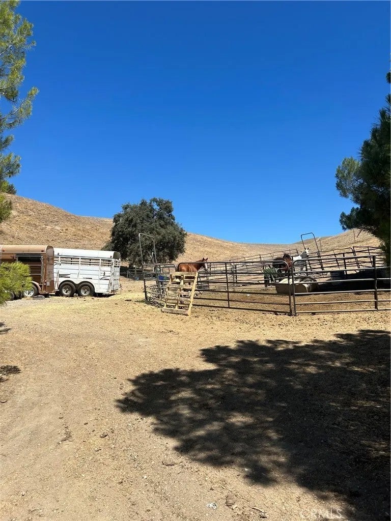 77517 Lowes Canyon Road