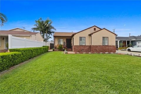 Photo of 7327 Eglise Ave, Pico Rivera, CA 90660 (MLS # DW26077832)