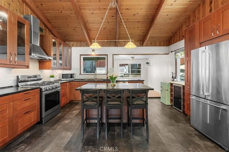 2170 Spring Oak