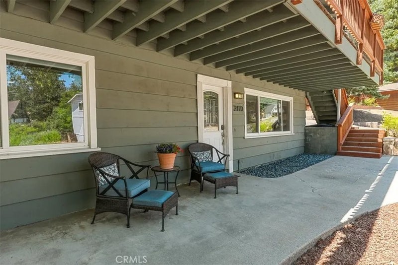 2170 Spring Oak