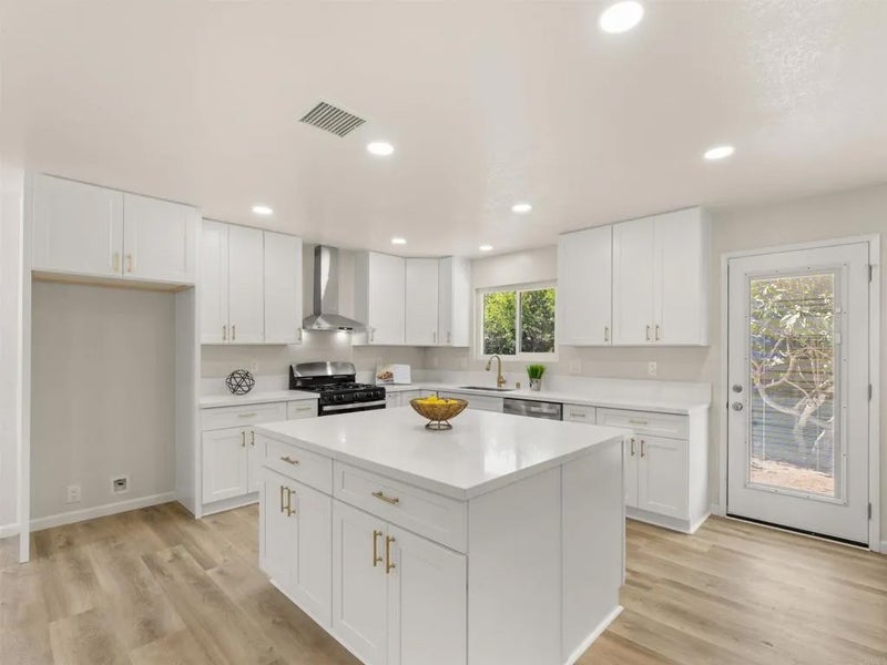 1004 Santa Margarita Drive