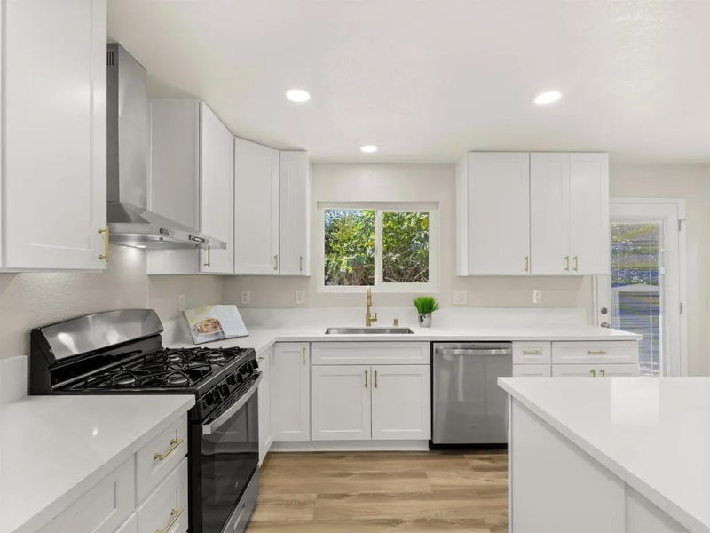 1004 Santa Margarita Drive