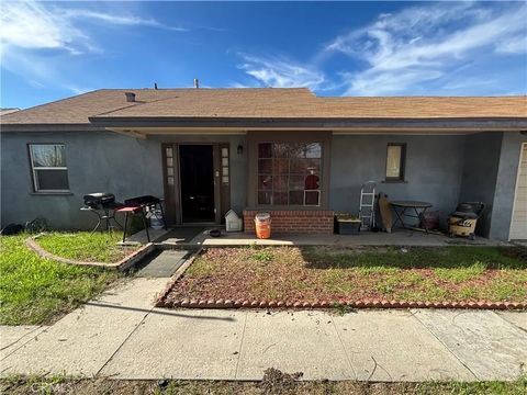 Photo of 7474 Elmwood Rd, San Bernardino, CA 92410 (MLS # CV25279739)