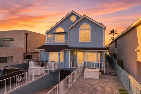 Photo of 465 Orange Ave, Coronado, CA 92118 (MLS # 250045849)