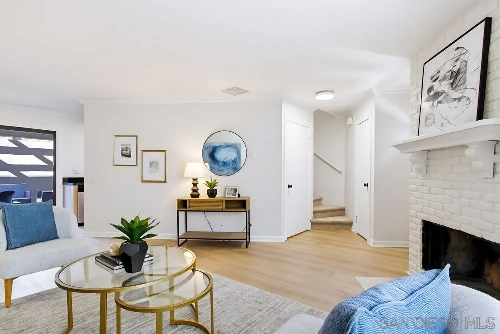 2234 Caminito Pajarito #120