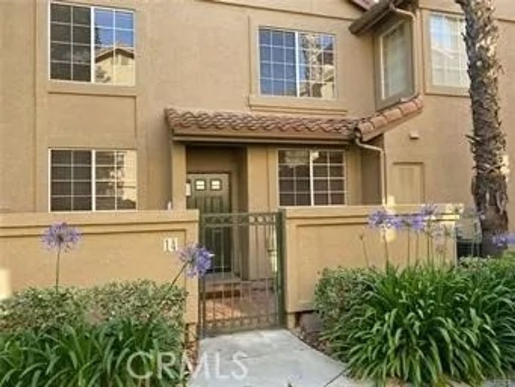 Photo of 14 Promontory, Aliso Viejo, CA 92656 (MLS # SW26112686)