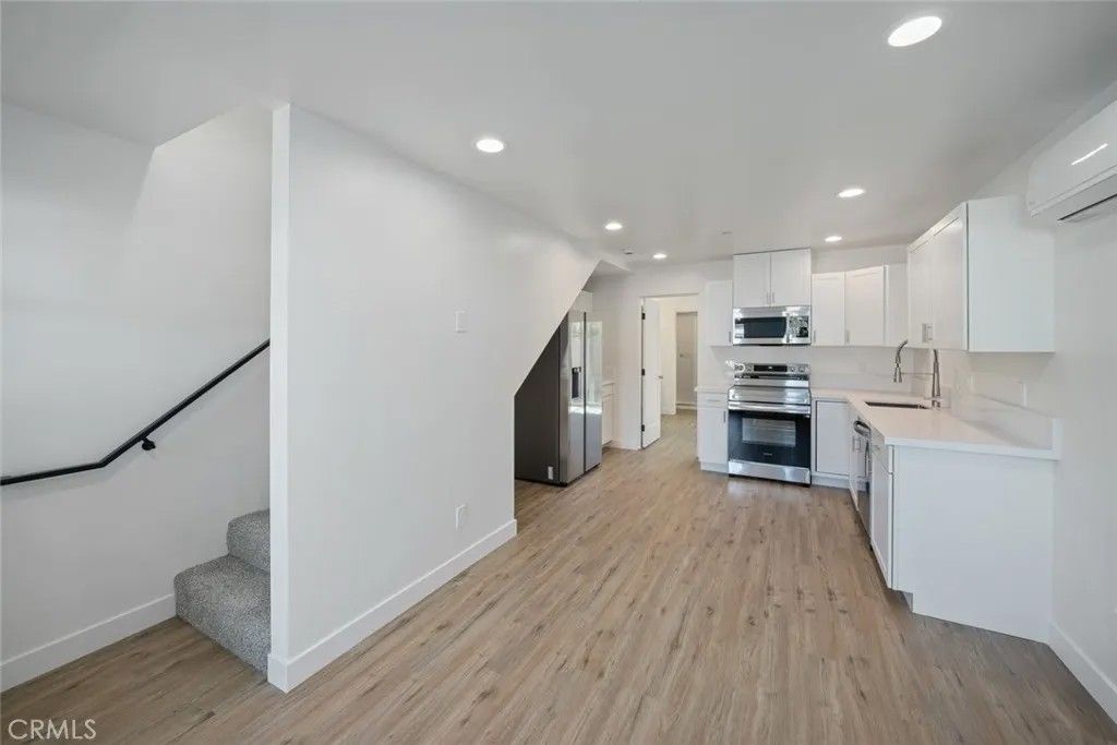 Photo of 385 Christina Way, San Luis Obispo, CA 93405 (MLS # SC26016516)