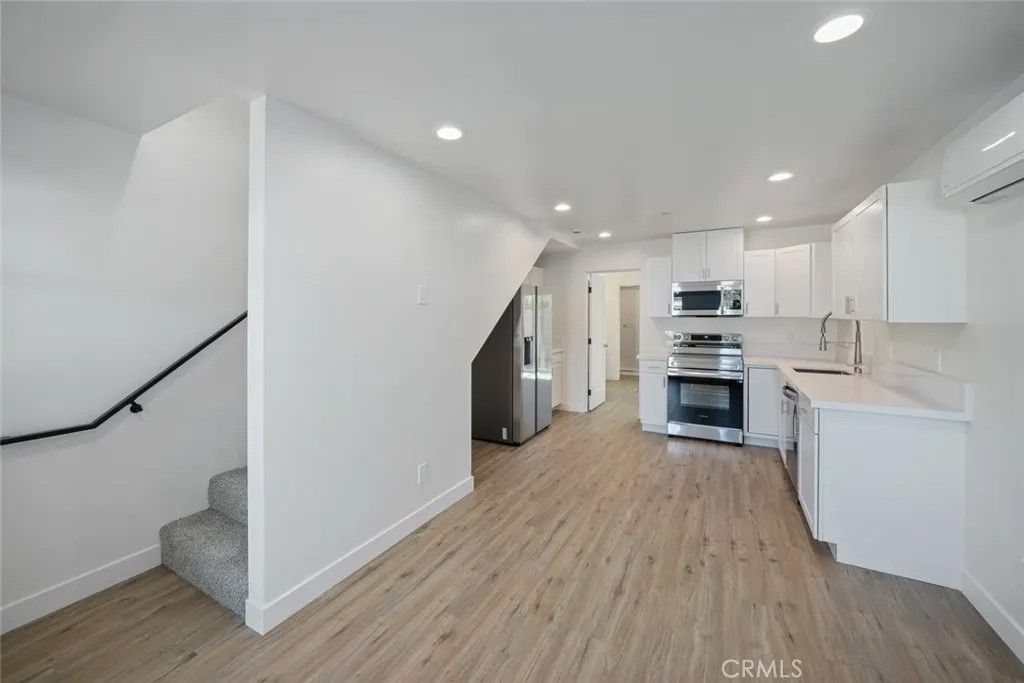 Photo of 385 Christina Way, San Luis Obispo, CA 93405 (MLS # SC26016516)