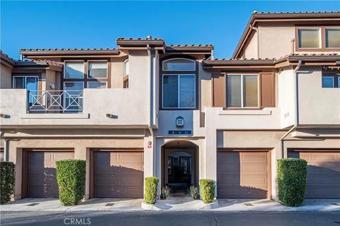 Photo of 23 Paseo Estrellas, Rancho Santa Margarita, CA 92688 (MLS # OC26016437)