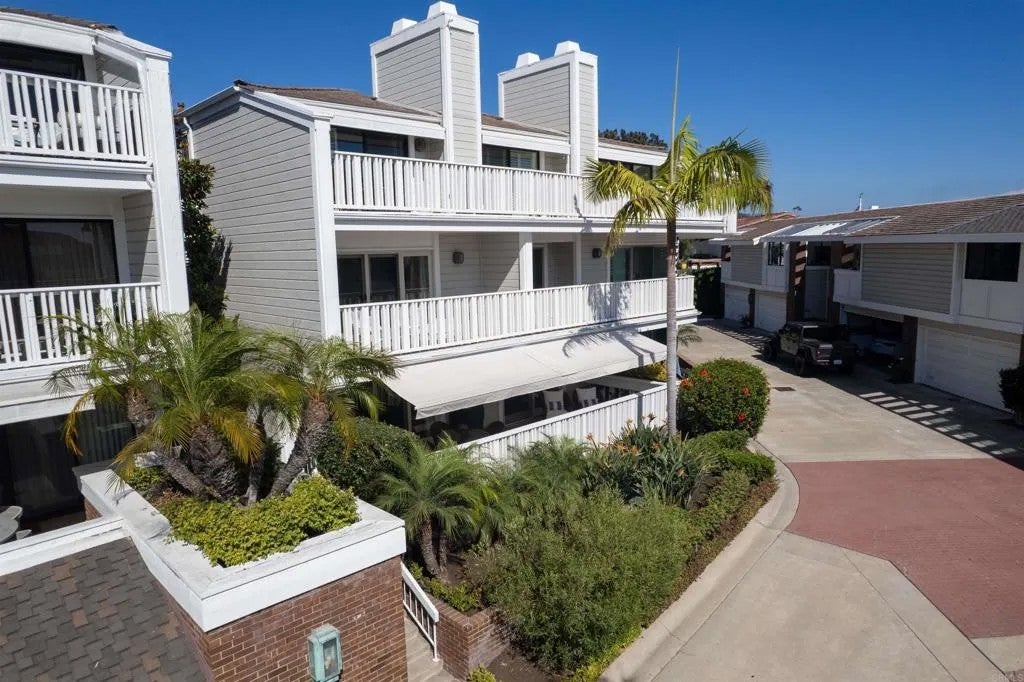 1022 Bayside 510