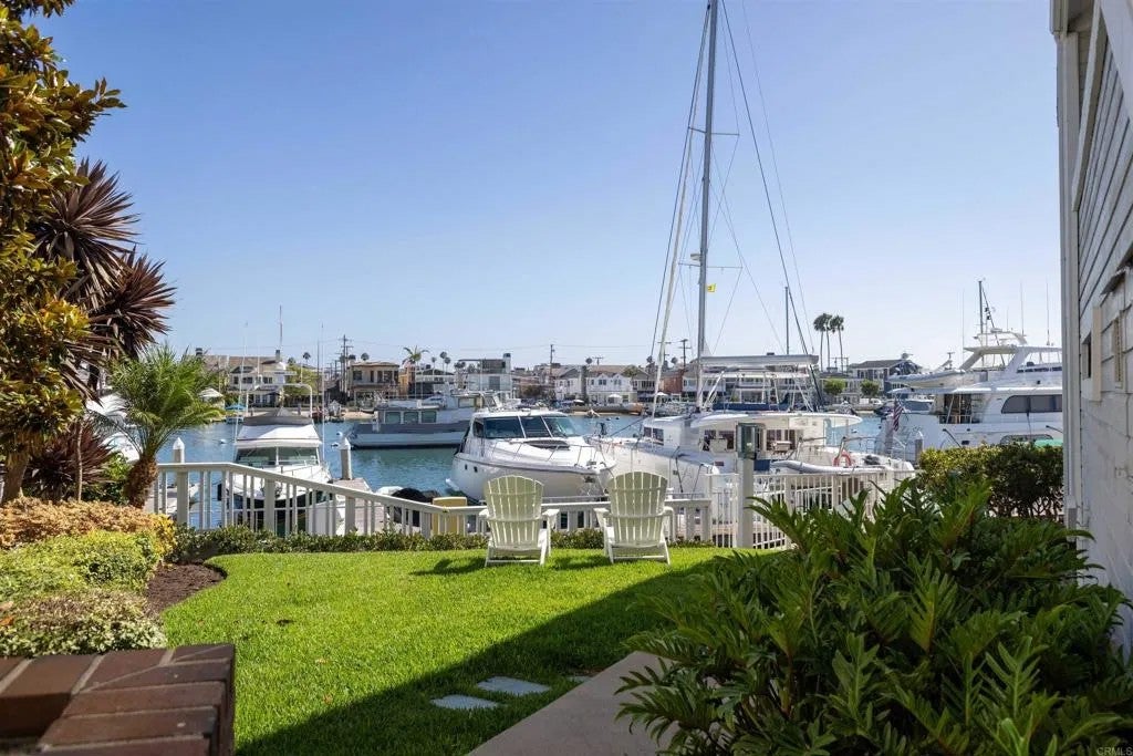 1022 Bayside 510