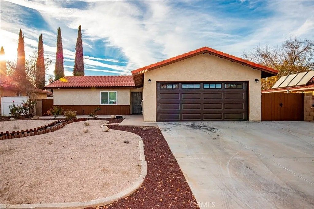 Photo of 43629 Rembrandt Street, Lancaster, CA 93535 (MLS # SR25169500)