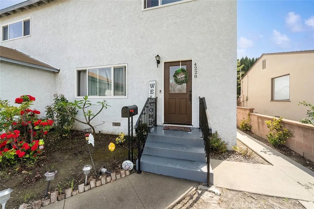 4228 Ostrom